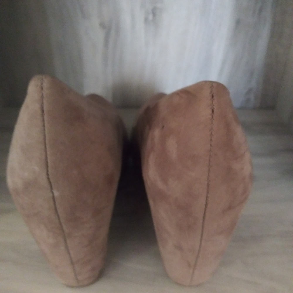Suede Pump - image 5